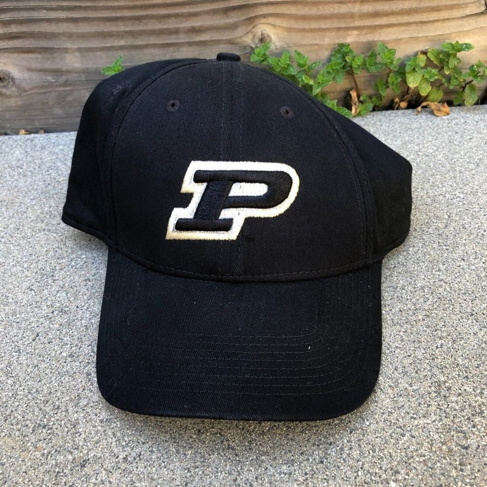 NIKE Vintage Purdue University Boilmakers Fitted Hat Men's Black Cap One Size